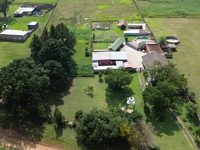 4 Bedroom House For Sale in Springs - img