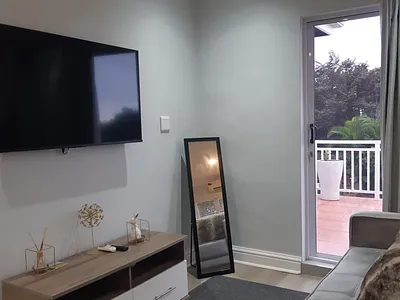 2 Bedroom Apartment To Rent in Amanzimtoti - 97OT.webp