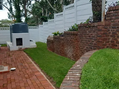 1 Bedroom Apartment To Rent in Amanzimtoti - M5I5.webp