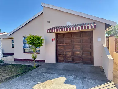 3 Bedroom House For Sale in Bhisho - img