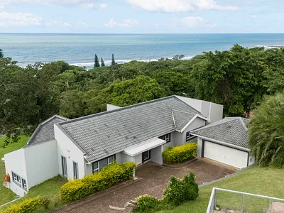 3 Bedroom Townhouse For Sale in Umkomaas - img