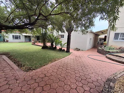 5 Bedroom House For Sale in Pretoria - APKB.webp