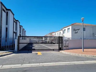 2 Bedroom Apartment To Rent in Langebaan - img