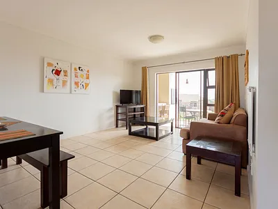 3 Bedroom Apartment For Sale in Langebaan - img