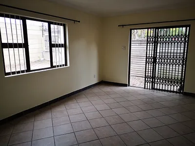 2 Bedroom Apartment To Rent in East London - AMO1.webp