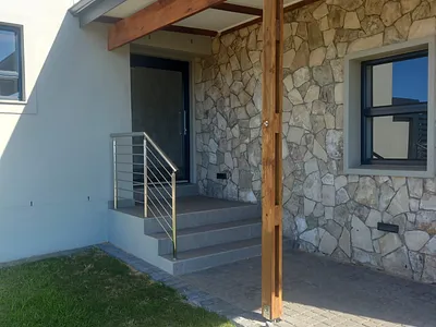 3 Bedroom House To Rent in Hartenbos - img