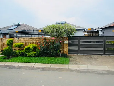 3 Bedroom House For Sale in Boksburg - img