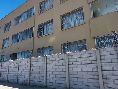 2 Bedroom Apartment For Sale in Port Elizabeth - BHo9.webp