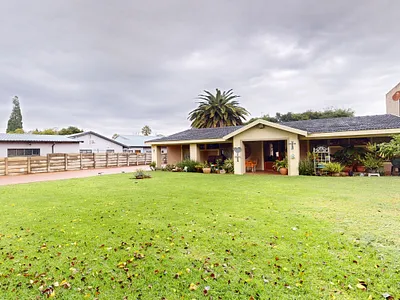 3 Bedroom House For Sale in Boksburg - COnb.webp