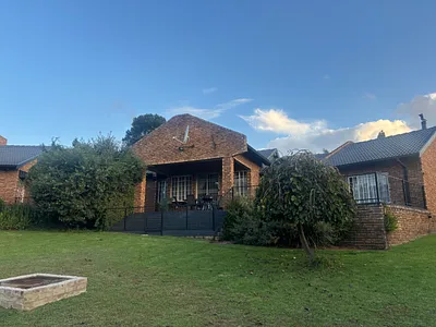 4 Bedroom House For Sale in Witbank - img