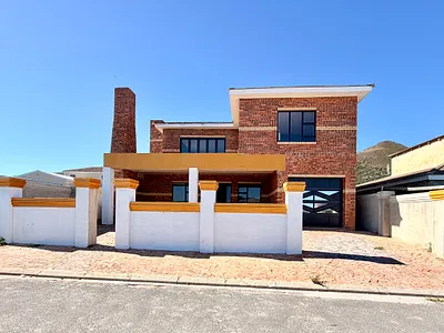 5 Bedroom House For Sale in Hermanus - img