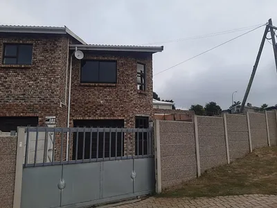 3 Bedroom Apartment To Rent in Mossel Bay - NahU.webp