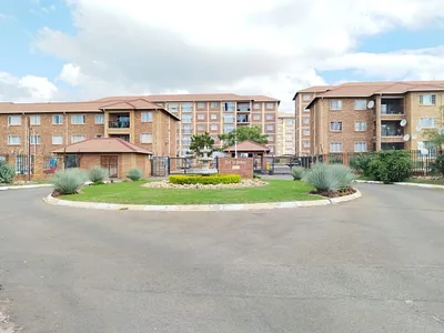 2 Bedroom Apartment For Sale in Akasia - bSjB.webp