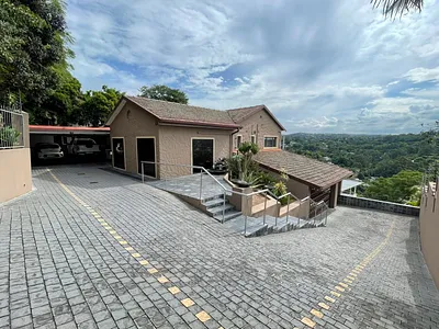 3 Bedroom House For Sale in Durban - GQ4T.webp