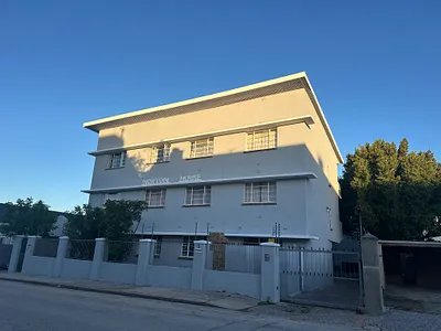 2 Bedroom Apartment For Sale in Port Elizabeth - pRZB.webp