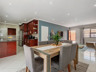 3 Bedroom House For Sale in Alberton - eVKB.webp