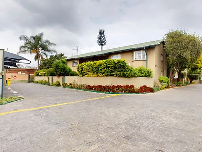 3 Bedroom Townhouse For Sale in Boksburg - QSKb.webp