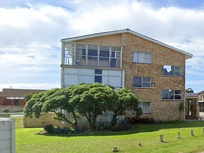 2 Bedroom Apartment For Sale in Port Elizabeth - ADvv.webp