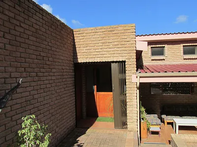 2 Bedroom House To Rent in Stilbaai West, Stilbaai - G36m.webp