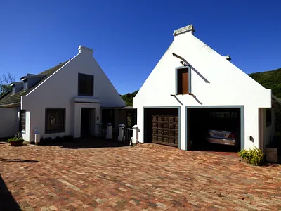 4 Bedroom House For Sale in Port Alfred - TRj6.webp