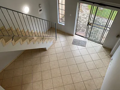 3 Bedroom Townhouse For Sale in Edenvale - 7NrV.webp