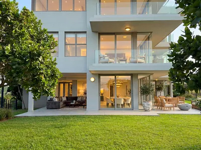 4 Bedroom Apartment For Sale in Umhlanga - TrHx.webp