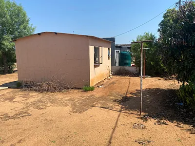 1 Bedroom House For Sale in Mankwe - Aj7I.webp