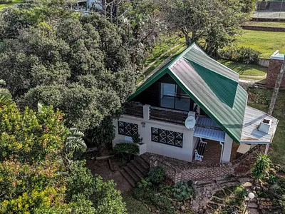 4 Bedroom House For Sale in Cintsa - g1UB.webp