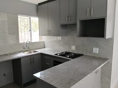 2 Bedroom Apartment For Sale in Benoni - xXSA.webp
