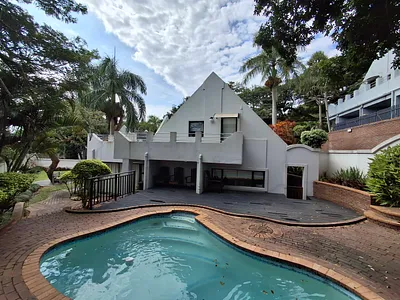 4 Bedroom Townhouse For Sale in Zinkwazi Beach - 3GyV.webp