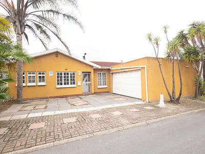 3 Bedroom House For Sale in Kraaifontein - XCLB.webp