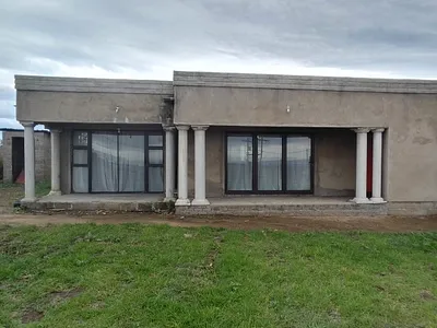 3 Bedroom House For Sale in Newcastle - img