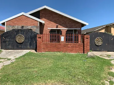 3 Bedroom House For Sale in Bhisho - EgXL.webp