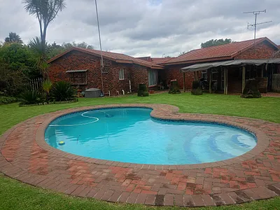 3 Bedroom House For Sale in Vereeniging - img