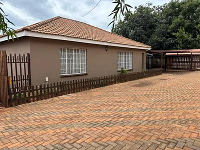 3 Bedroom House To Rent in Heidelberg - 18BX.webp