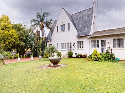 5 Bedroom House For Sale in Germiston - 0pUj.webp