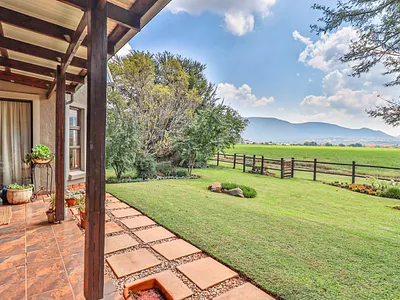 3 Bedroom House For Sale in Hartbeespoort - pRkF.webp