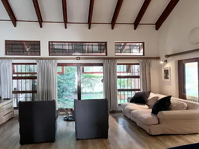 3 Bedroom Apartment For Sale in Sandton - 04cT.webp