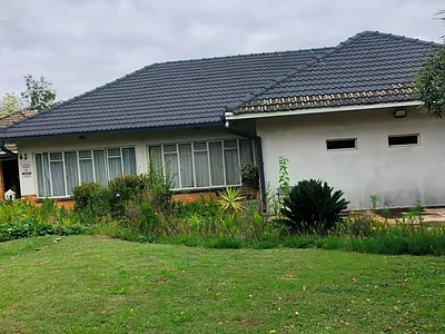 4 Bedroom House For Sale in Klerksdorp - img