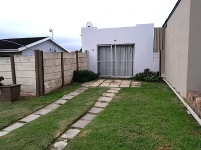 1 Bedroom Apartment To Rent in Uitenhage - QwxY.webp