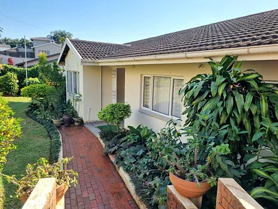 4 Bedroom House To Rent in Umhlanga - u5qh.webp