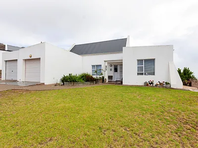 3 Bedroom House For Sale in St Helena Bay - fgKl.webp