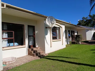 5 Bedroom House For Sale in Humansdorp - img