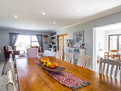 4 Bedroom House For Sale in Langebaan - BLj1.webp
