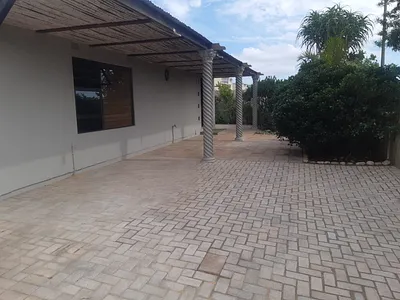 3 Bedroom House To Rent in Mossel Bay - EorX.webp