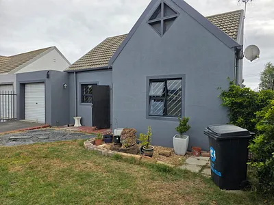 2 Bedroom House For Sale in Kraaifontein - VgUW.webp