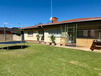 3 Bedroom House For Sale in Vanderbijlpark - img