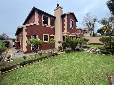 4 Bedroom House For Sale in Benoni - cB4X.webp
