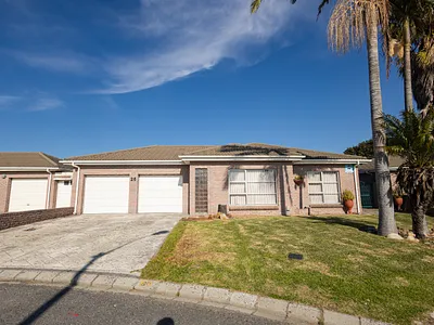 2 Bedroom House For Sale in Kuils River - sLsL.webp