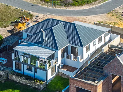 4 Bedroom House To Rent in Struisbaai - 7Ezn.webp